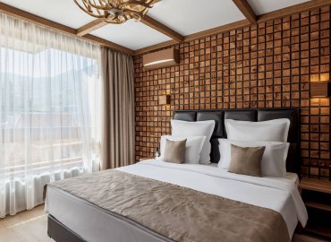 parallel hotel: Полулюкс с балконом и видом на горы